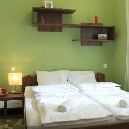 Molnar20 Budapest